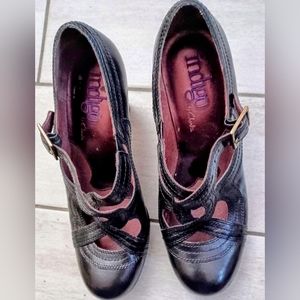 NEW Clarks Indigo shoes NWOT 81/2 m